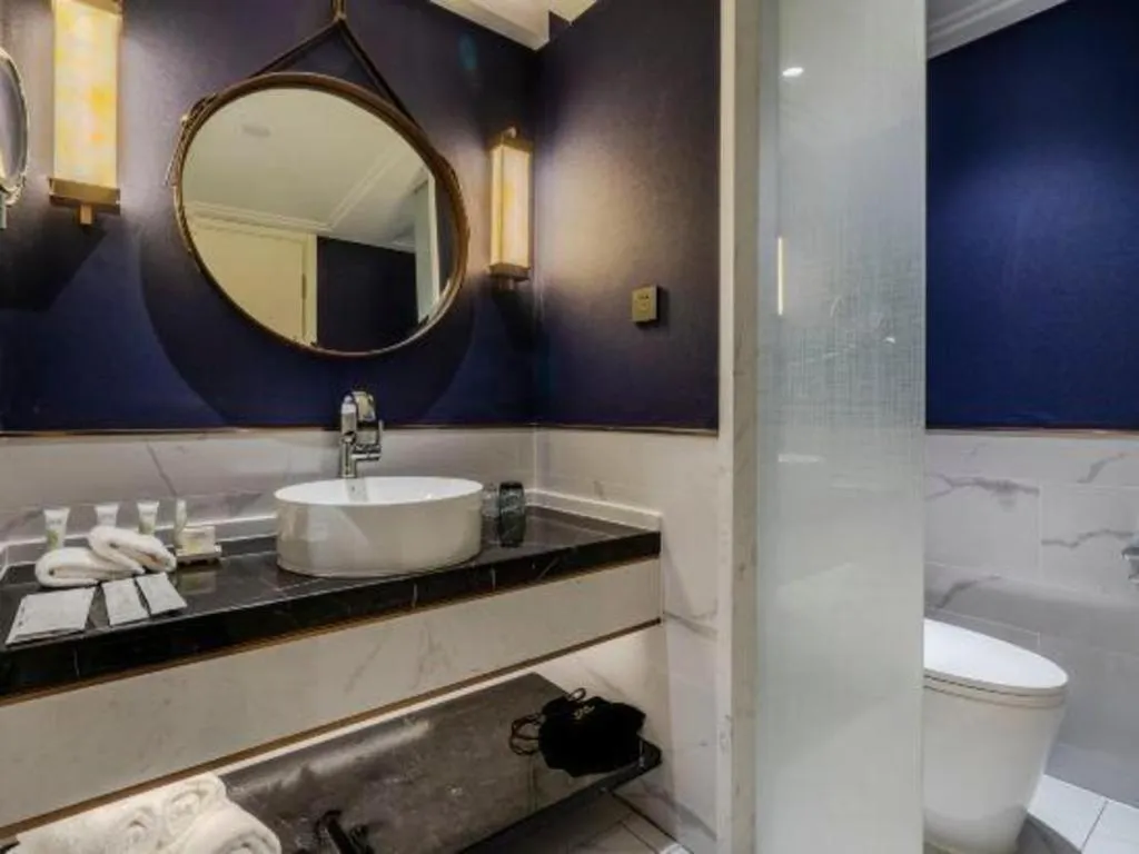 James Joyce Coffetel Harbin West High-speed Railway Station Wanda Plaza