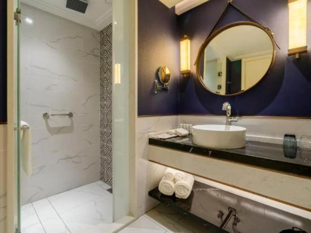 James Joyce Coffetel Harbin West High-speed Railway Station Wanda Plaza