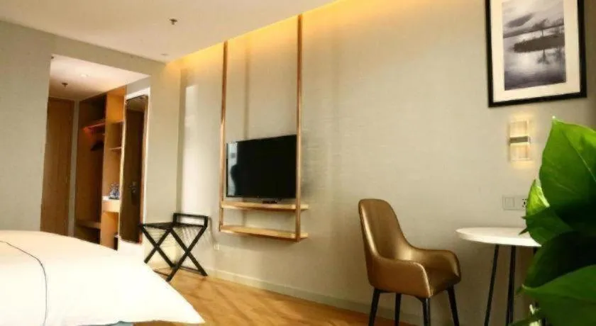 Bed in Magnotel Hengshui Lake Jizhou Middle School