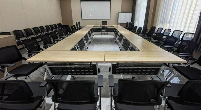 Magnotel Hengshui Lake Jizhou Middle School