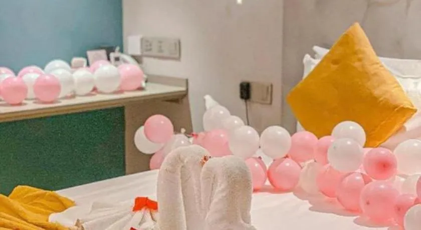 Bed in Magnotel Hotel Wuhan Jiangtan Lihuangpo Road Pedestrian Street