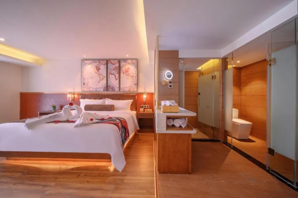 Bed in James Joyce Coffetel Wuhan Gutian Er Road Metro Station