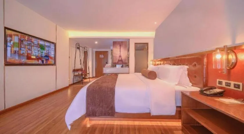 Bed in James Joyce Coffetel Wuhan Gutian Er Road Metro Station