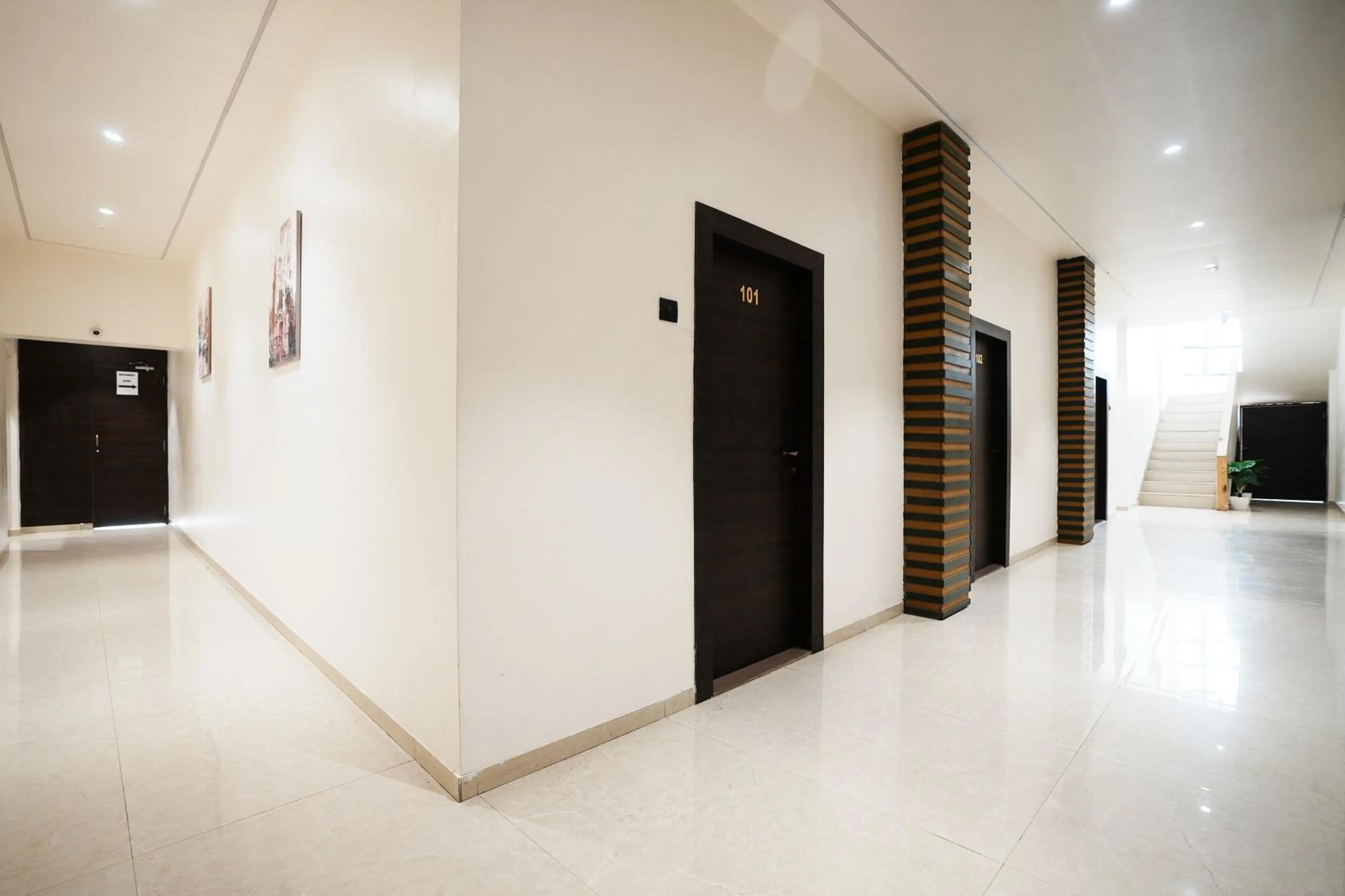 Area and facilities in Madhav Residency Hotel & Banquet, Kalyan, Mumbai