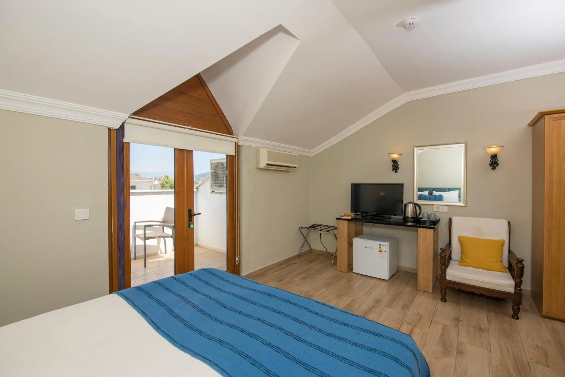 Bed in Akkent Garden Hotel