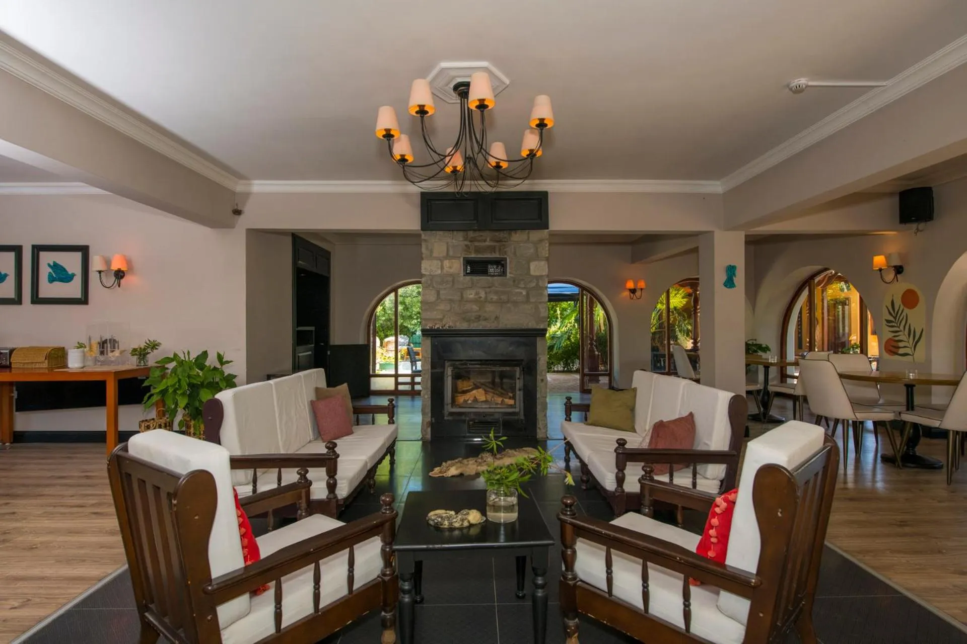 Seating area in Akkent Garden Hotel