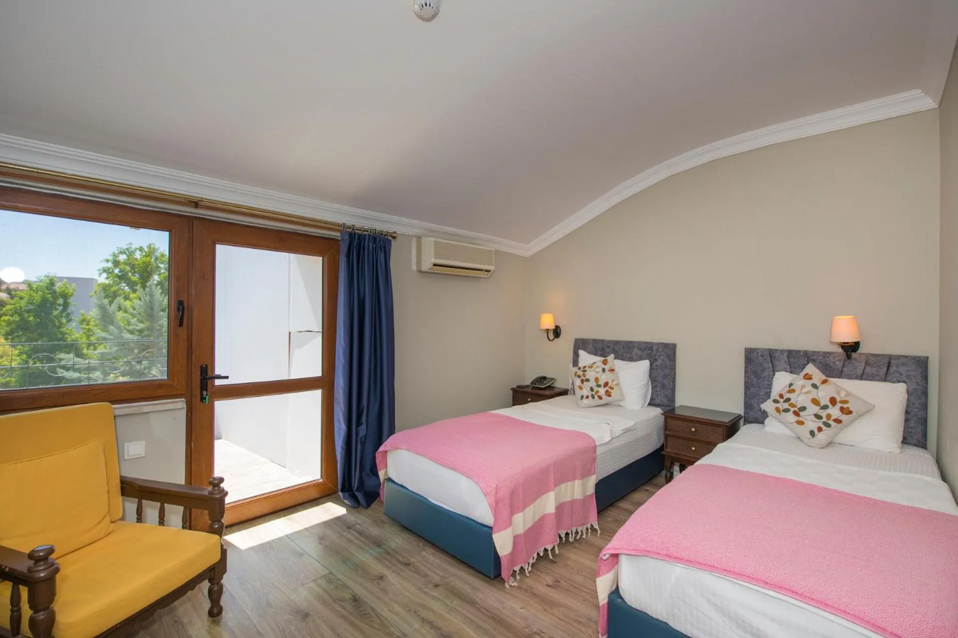 Bed in Akkent Garden Hotel