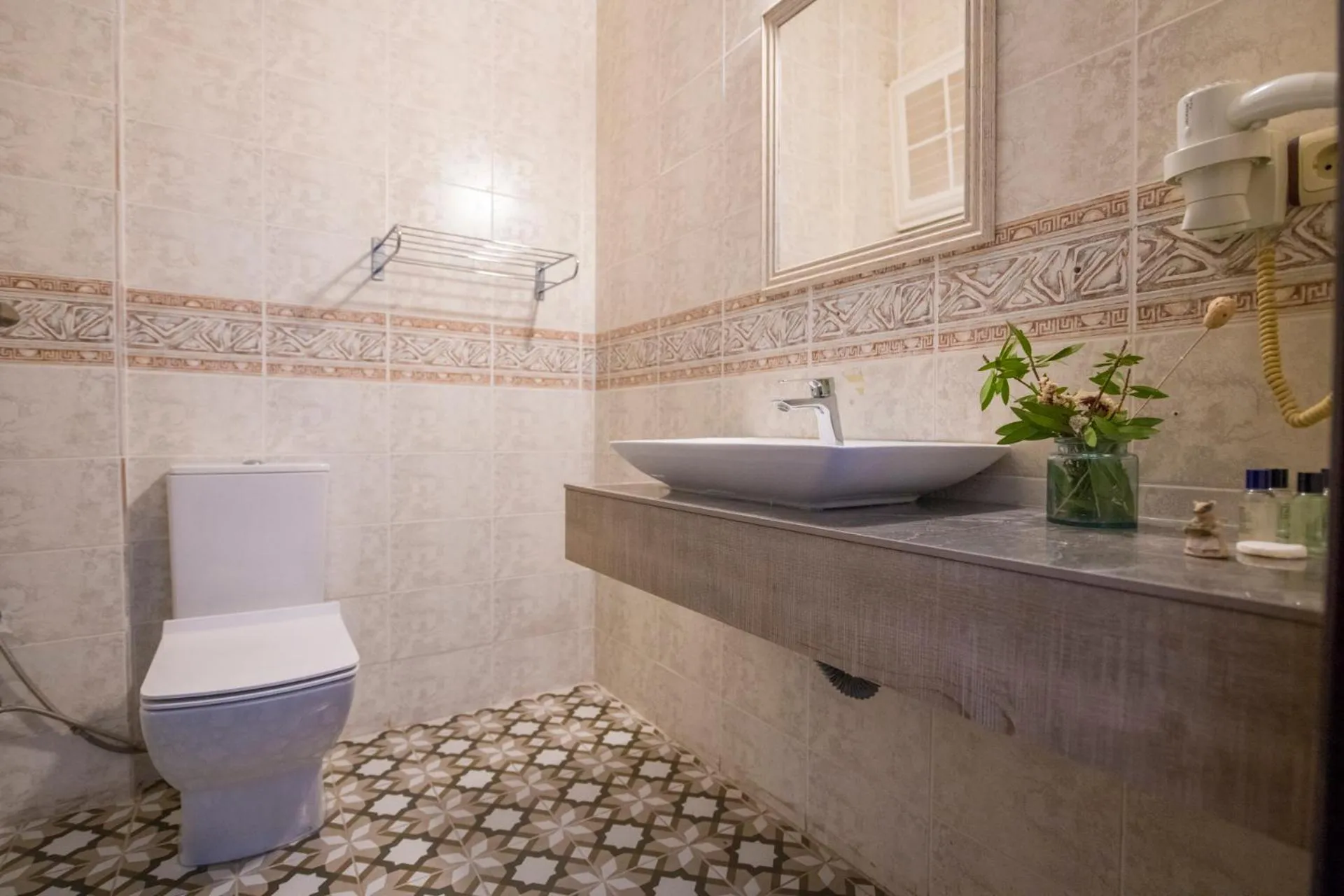 Shower in Akkent Garden Hotel