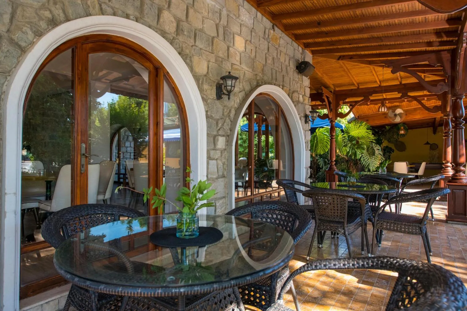 Seating area in Akkent Garden Hotel