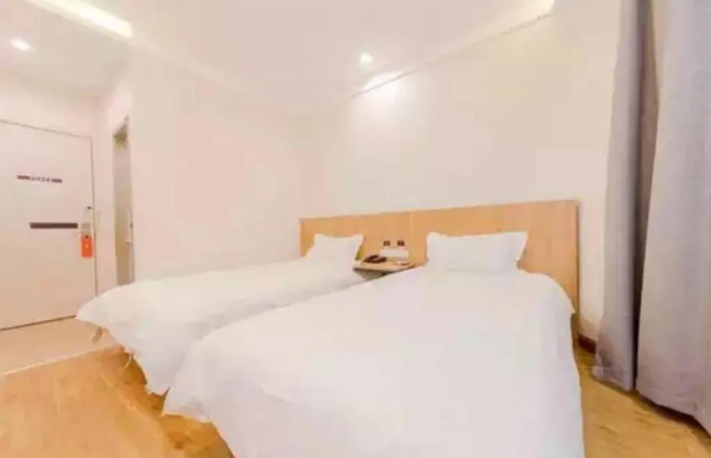 Bed in PAI Hotels Shijiazhuang Railway Station West Square