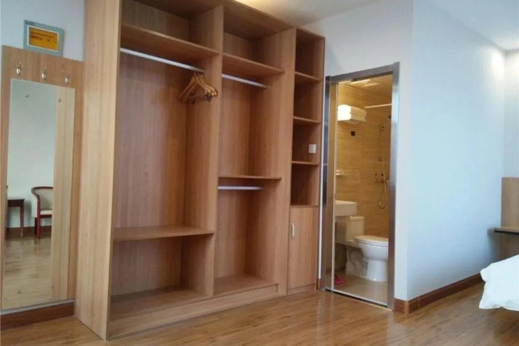 PAI Hotels Shijiazhuang Railway Station West Square