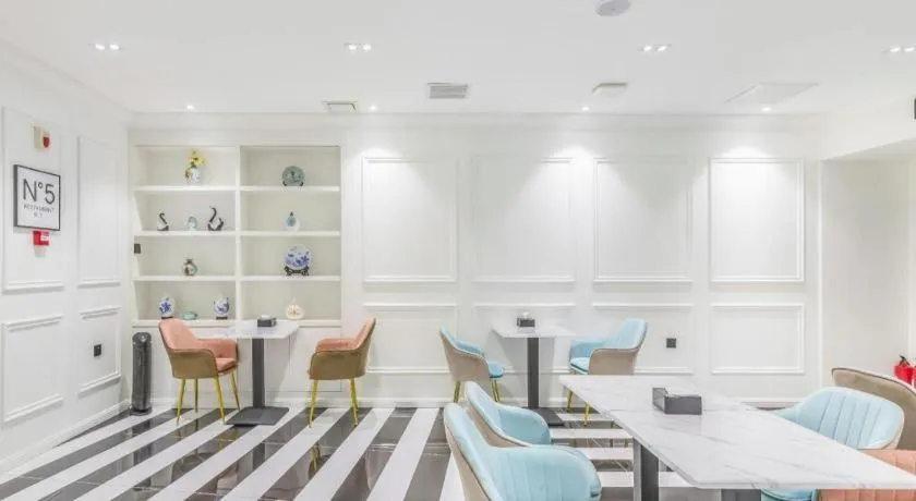 Xana Hotelle Tangshan North Railway Station