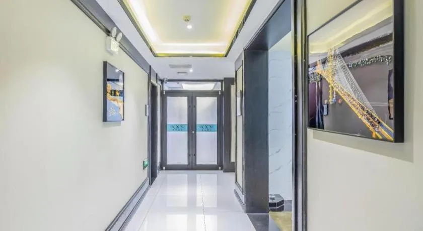 Xana Hotelle Tangshan North Railway Station