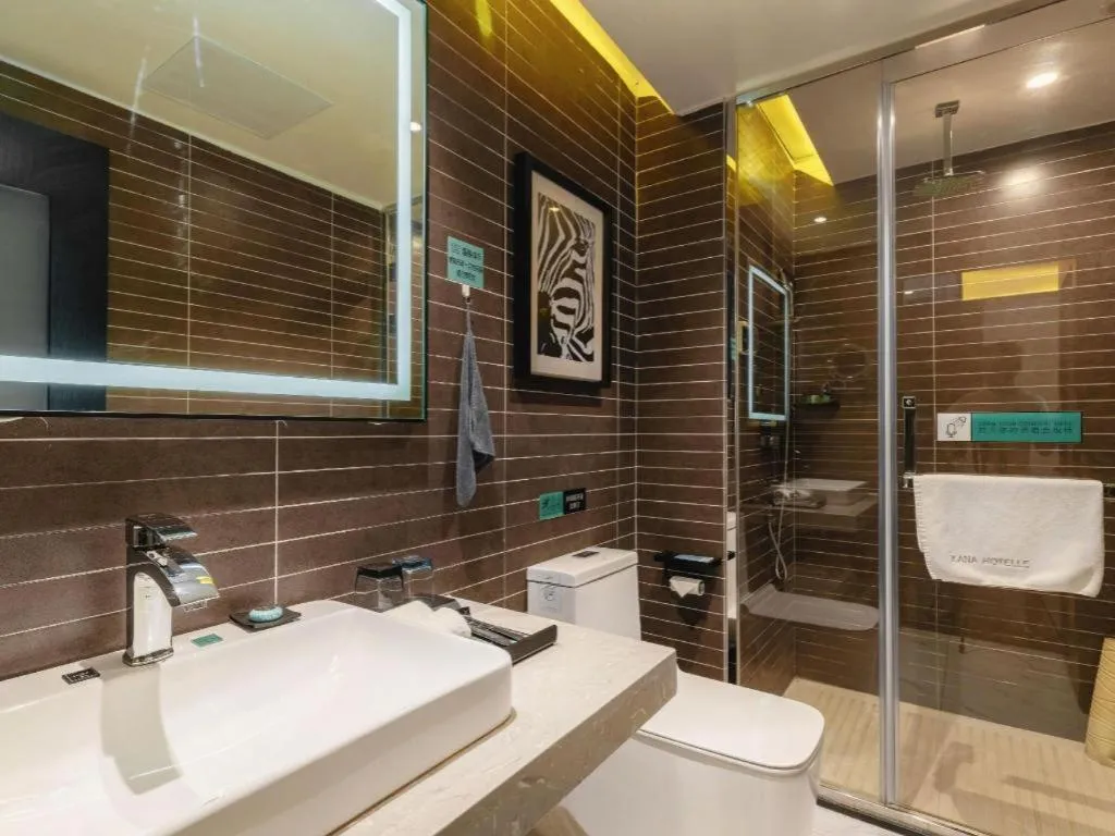 Xana Hotelle Tangshan North Railway Station