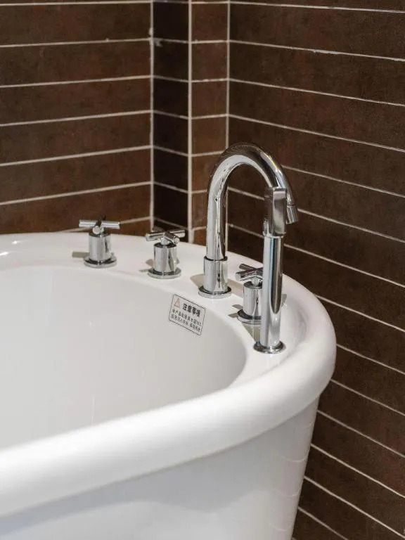 Xana Hotelle Tangshan North Railway Station