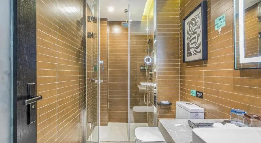 Xana Hotelle Tangshan North Railway Station