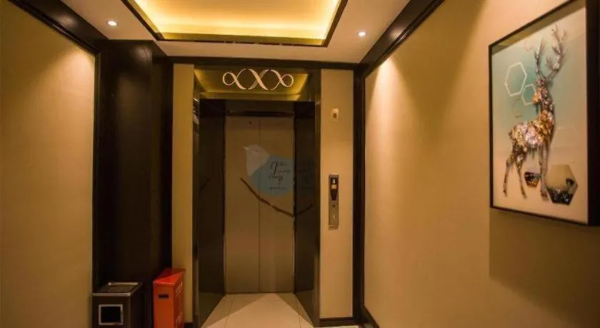 Xana Hotelle Tangshan North Railway Station