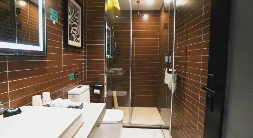 Xana Hotelle Tangshan North Railway Station