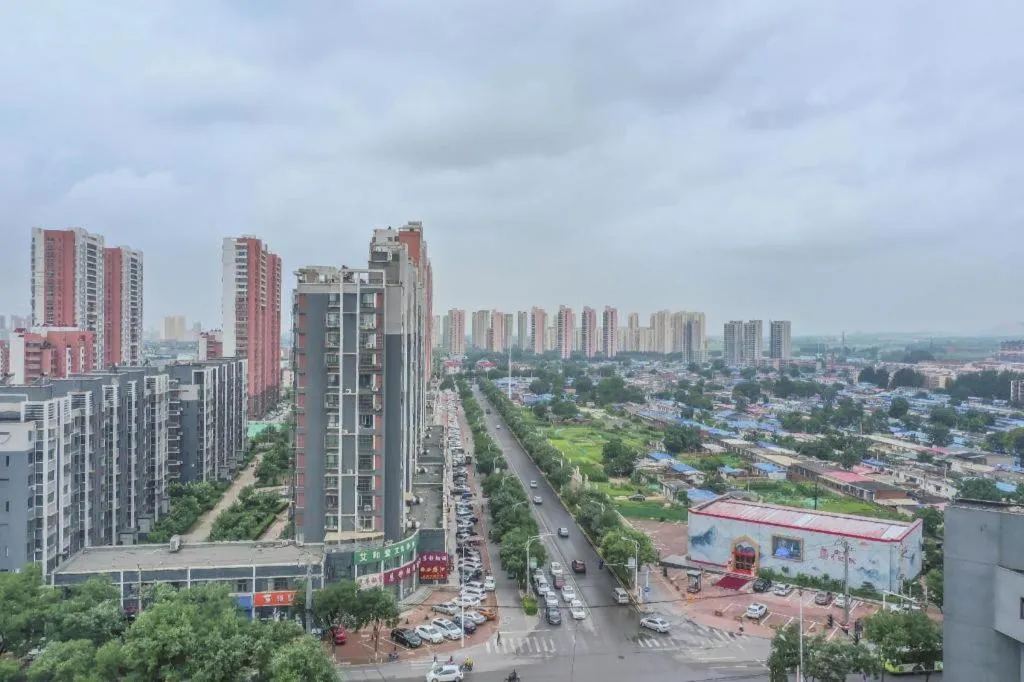 Xana Hotelle Tangshan North Railway Station