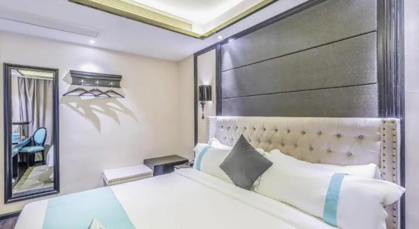 Bed in Xana Hotelle Tangshan North Railway Station