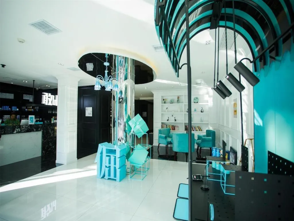 Xana Hotelle Tangshan North Railway Station