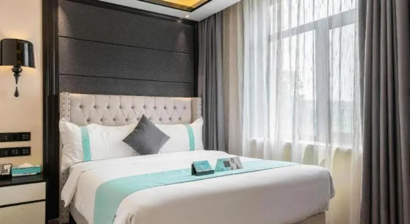 Bed in Xana Hotelle Tangshan North Railway Station