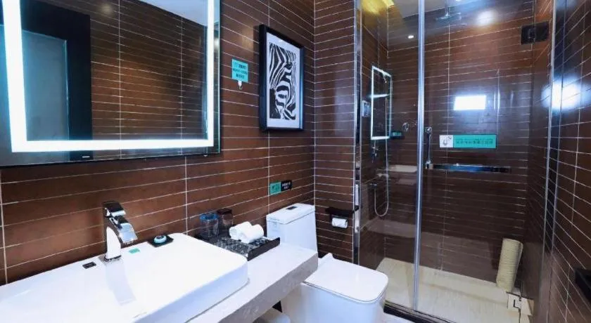 Xana Hotelle Tangshan North Railway Station