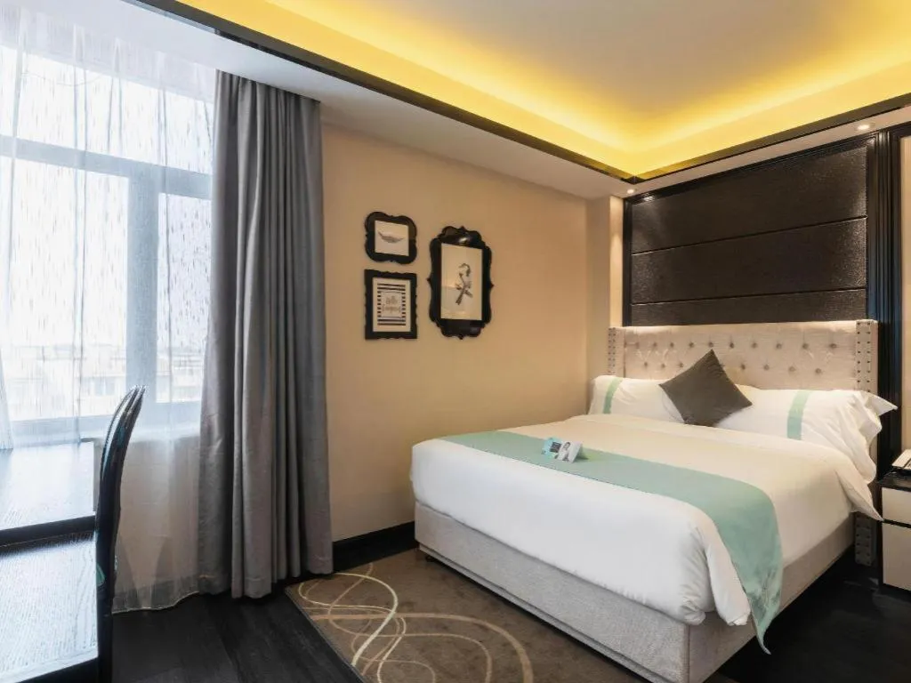 Bed in Xana Hotelle Tangshan North Railway Station