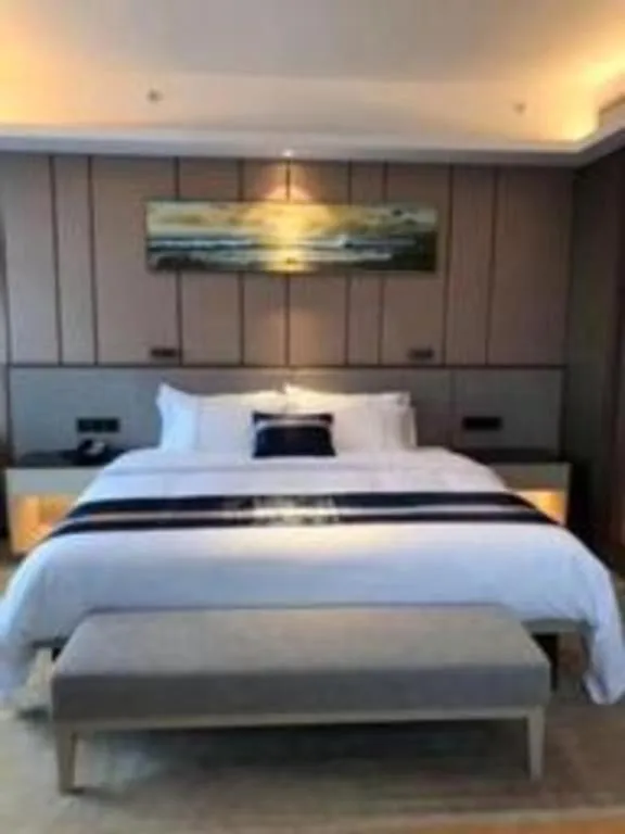 Bed in Howard Johnson by Wyndham Life Changrong