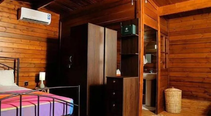 Bed in Ma-Oya Retreat