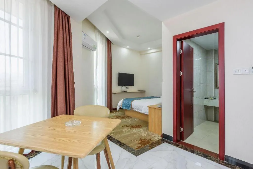 Bed in Guilin Wanjing Hotel