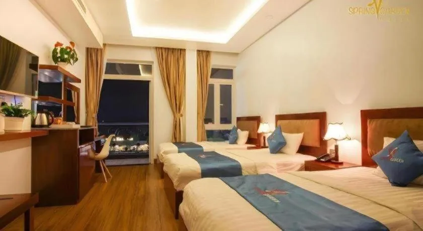 Bed in SPRING GARDEN HOTEL LK