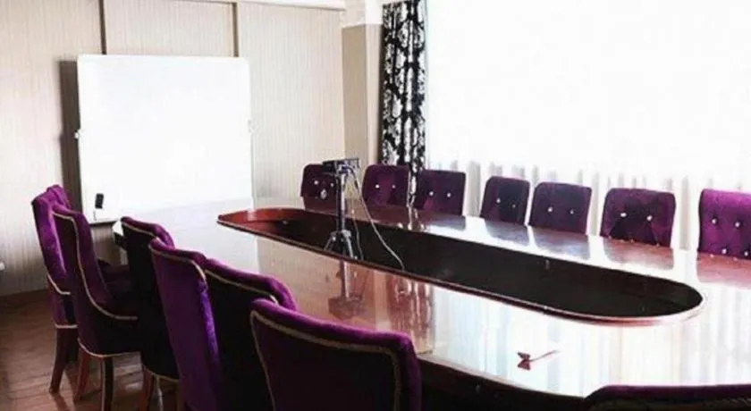 Urban Garden Hotel Chengyang District Government Liuting Airport