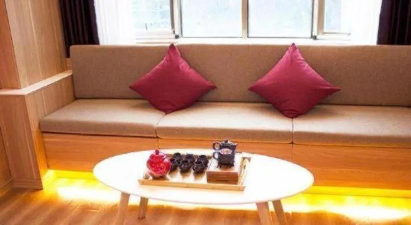 Urban Garden Hotel Chengyang District Government Liuting Airport