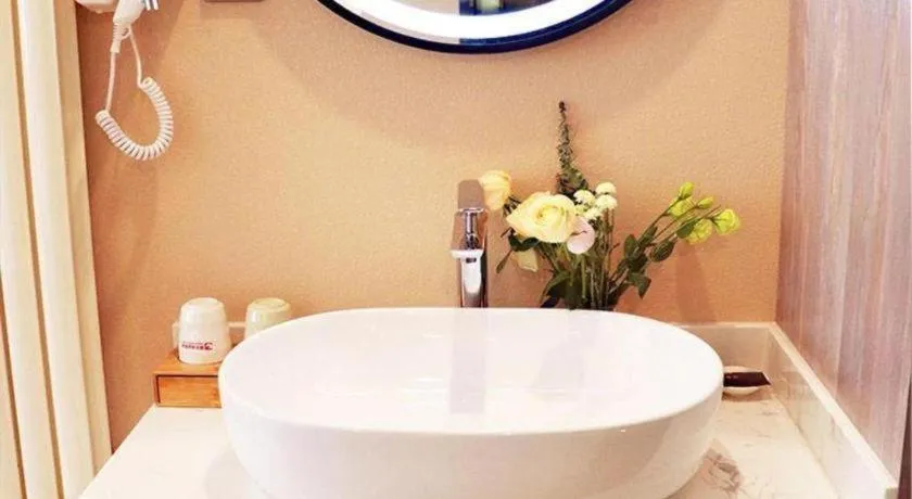 Urban Garden Hotel Chengyang District Government Liuting Airport