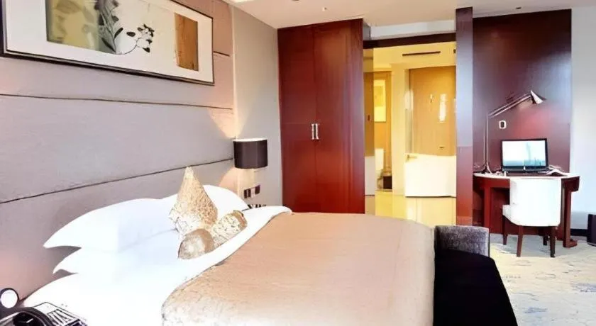 Bed in Ramada Plaza by Wyndham Shaowu