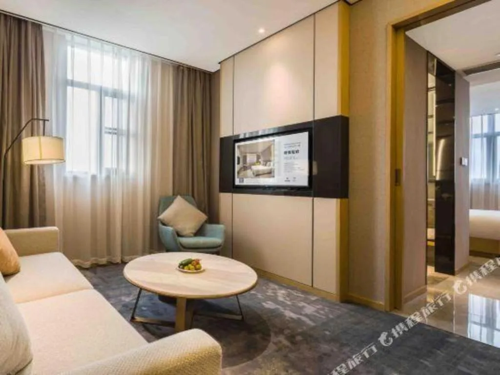 Bed in The Hotel V Nanjing Lishui