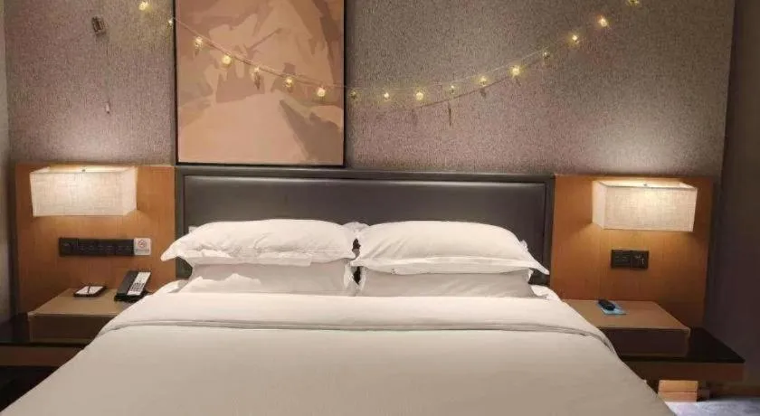 Bed in The Hotel V Nanjing Lishui