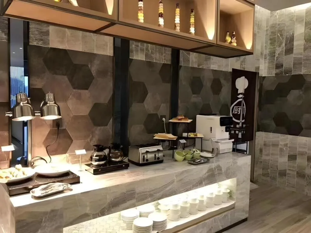 The Hotel V Nanjing Lishui