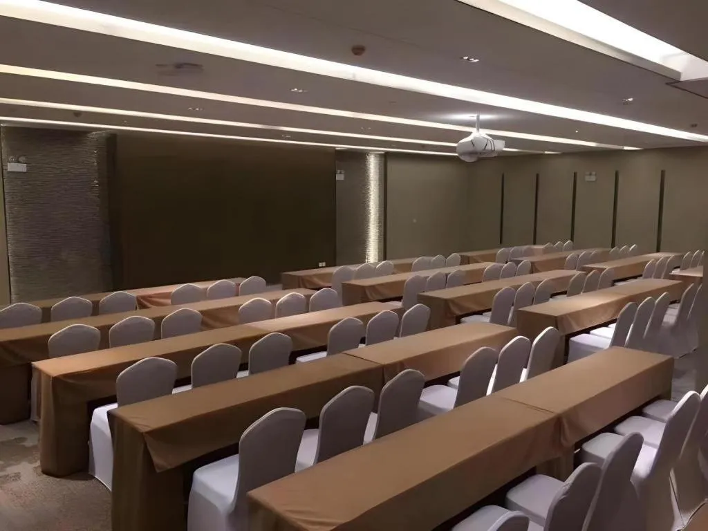 The Hotel V Nanjing Lishui