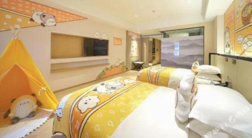 Bed in The Hotel V Nanjing Confucius Temple