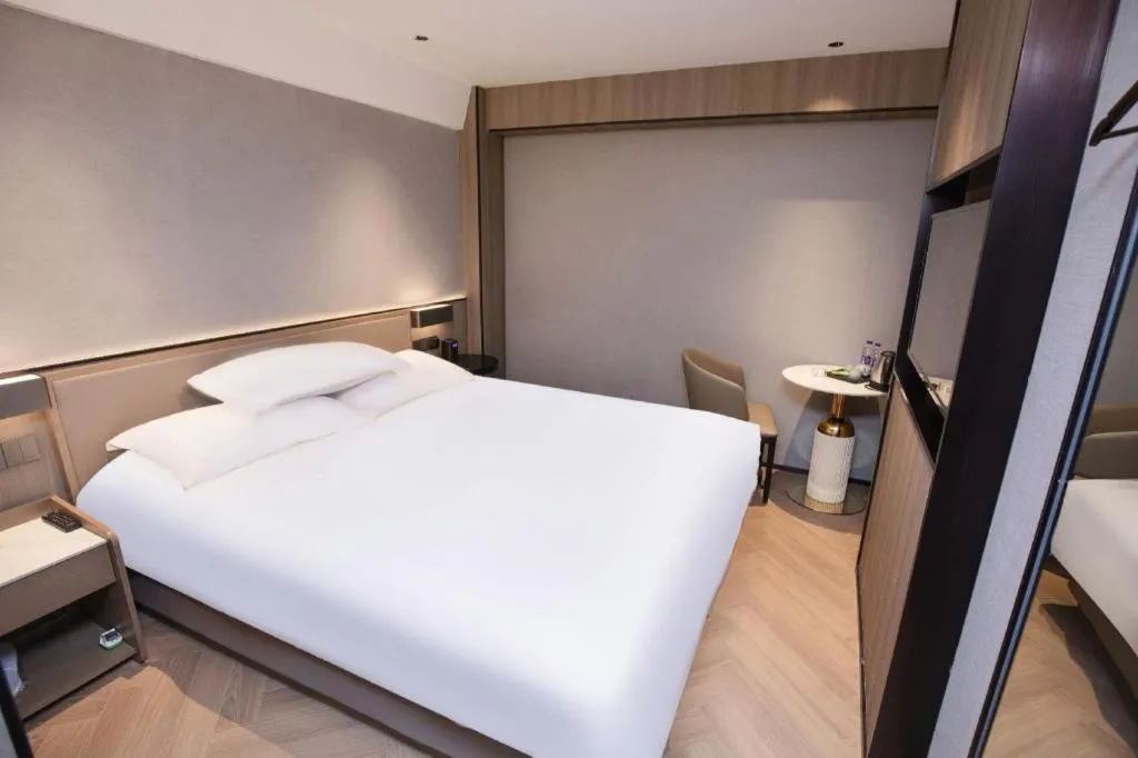 Bed in Starway Hotel(Shuiximen Street,Nanjing)