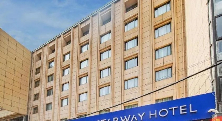 Starway Hotel(Shuiximen Street,Nanjing)