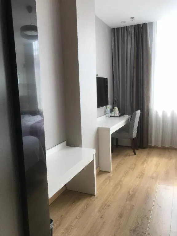 City 118 Hotel Qingdao Boardcast Tower