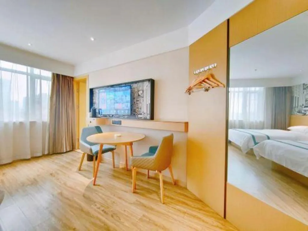 Bed in City Comfort Inn Changsha Huangxing Avenue Airport Longhua Metro Station