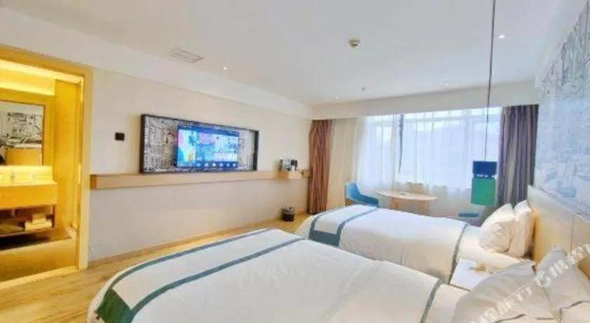 Bed in City Comfort Inn Changsha Huangxing Avenue Airport Longhua Metro Station