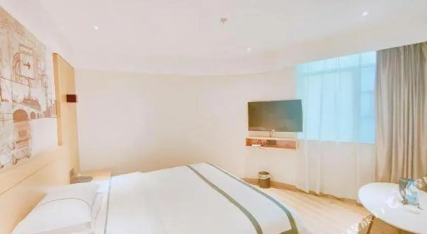 Bed in City Comfort Inn Changsha Huangxing Avenue Airport Longhua Metro Station