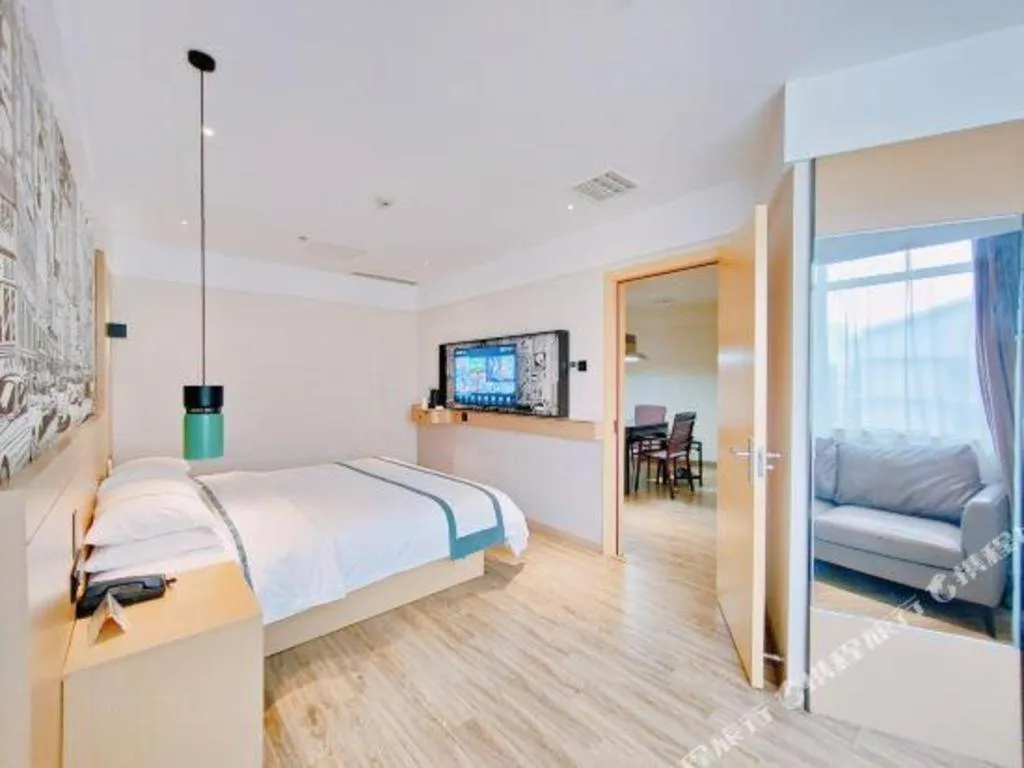 Bed in City Comfort Inn Changsha Huangxing Avenue Airport Longhua Metro Station