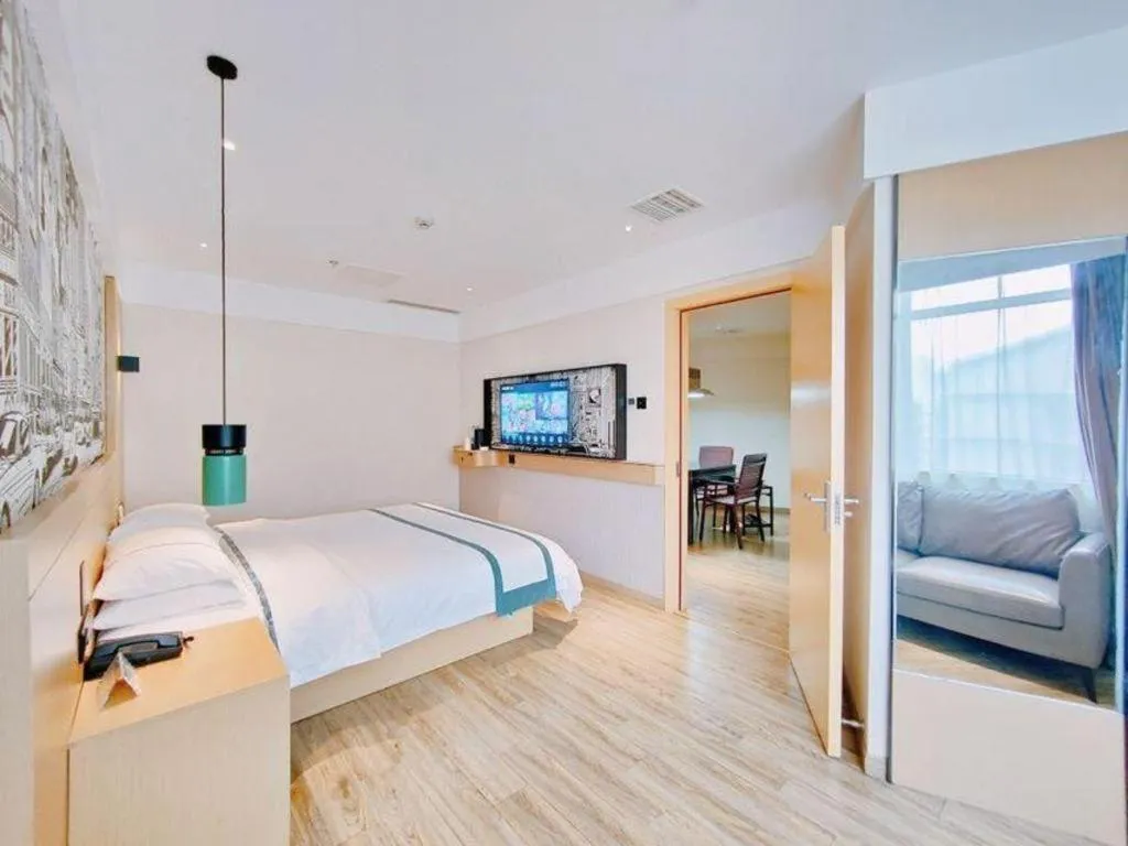 Bed in City Comfort Inn Changsha Huangxing Avenue Airport Longhua Metro Station