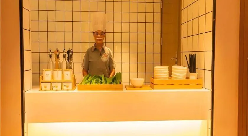 Borrman Hotel Zhanjiang Wuchuan Jinsha Plaza